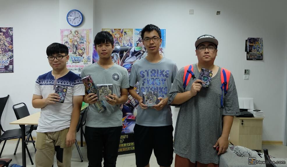 QQ截图20151025213200.jpg