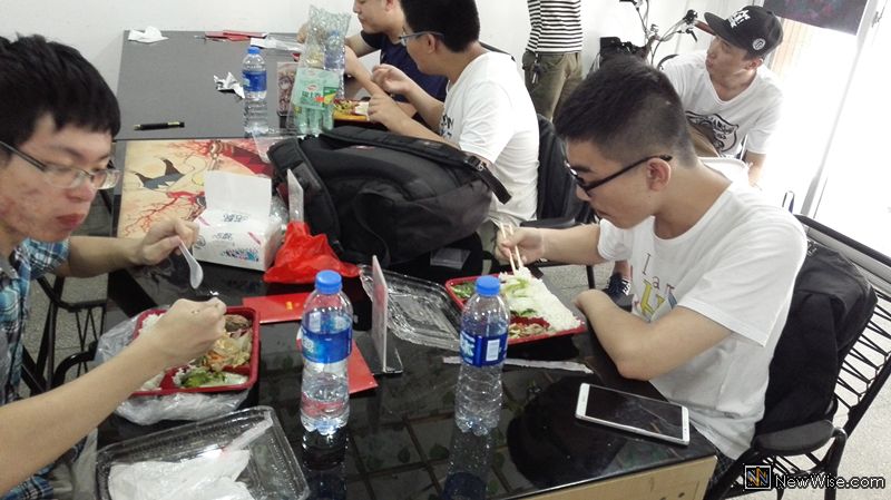 午餐3_副本.jpg