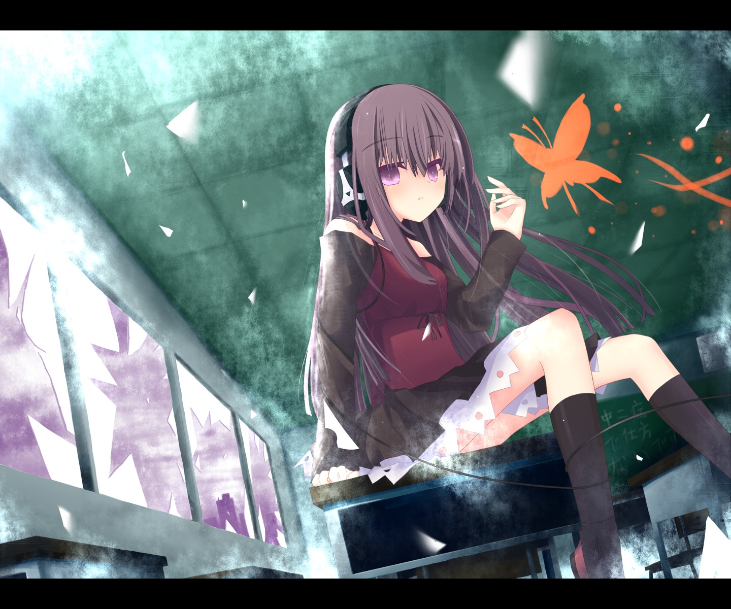 HeadphoneAndClassroom_s2.jpg