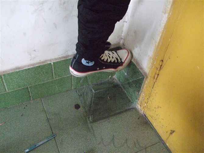 psbCAAWJKUH.jpg