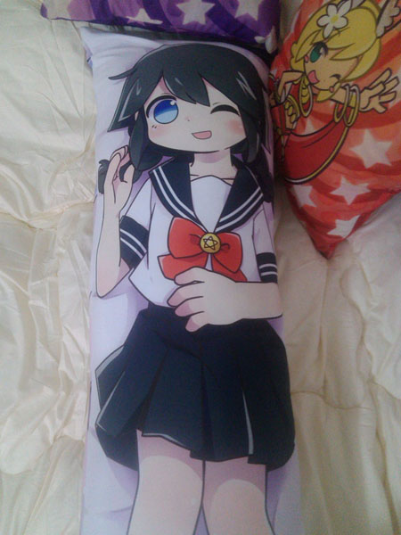 抱枕.jpg
